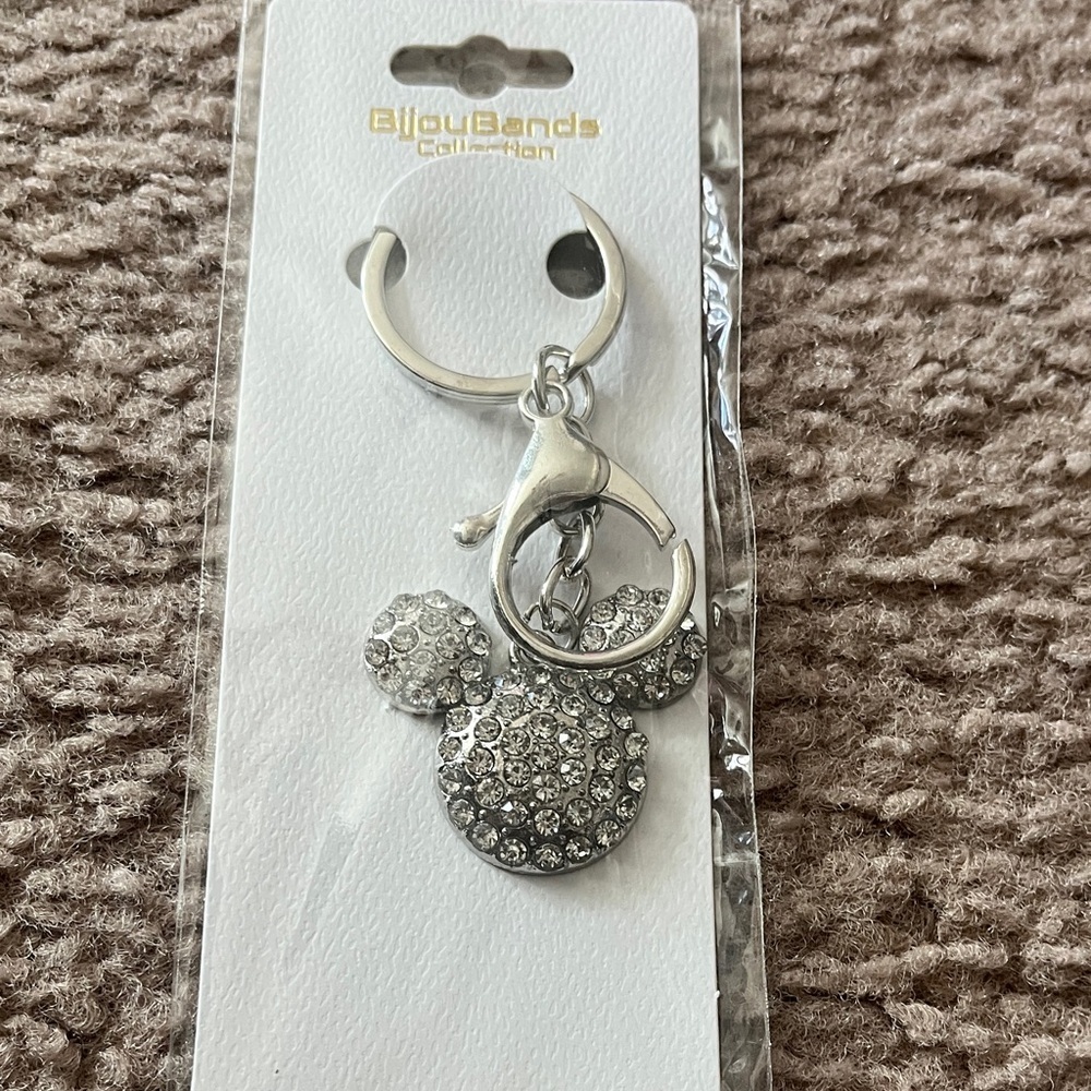 Silver Key Holder with Crystal Accents